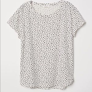 Spotted H&M tee